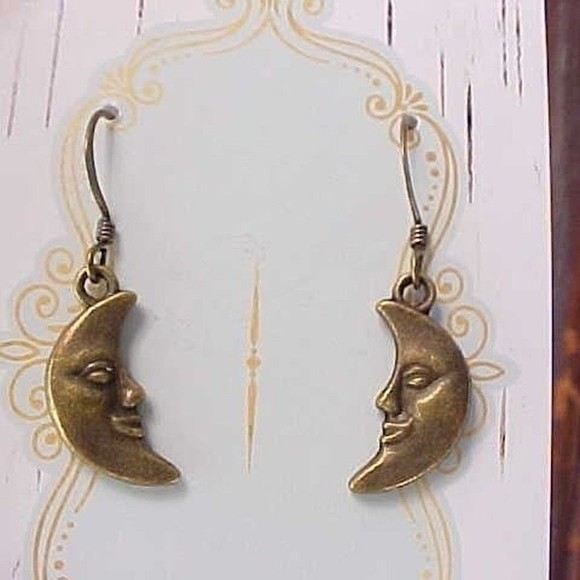 3 / $10 Bronze Crescent Moon Face Earrings Tarot Gift Astrology Celestial Sky - Picture 1 of 2